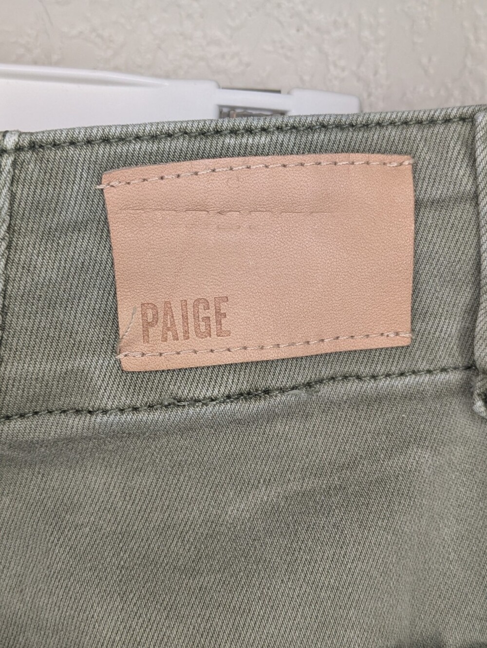 Paige Brooklyn High-Waist Cropped Wide Leg Utility Pants in Vintage Ivy Green - Picture 7 of 13